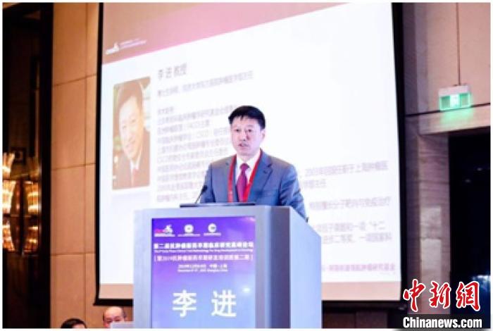 李进教授表示，中国已经融入世界新药创制的过程。　芊烨 摄