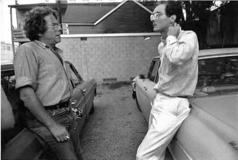 加里·温诺格兰德（Garry Winogrand）与威廉·埃格尔斯顿，1971年。摄影 | 托德·帕巴乔尔格 (Tod Papageorge)