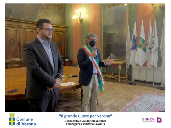 Verona市长为中国电信（意大利）抗疫援助颁发荣誉证书