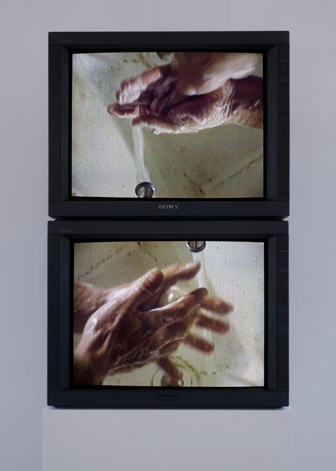 《洗手》，1996