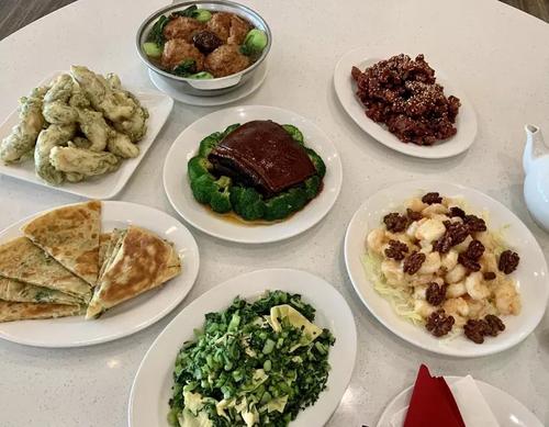 美国南加州华人厨师从业45年餐厅获米其林推荐