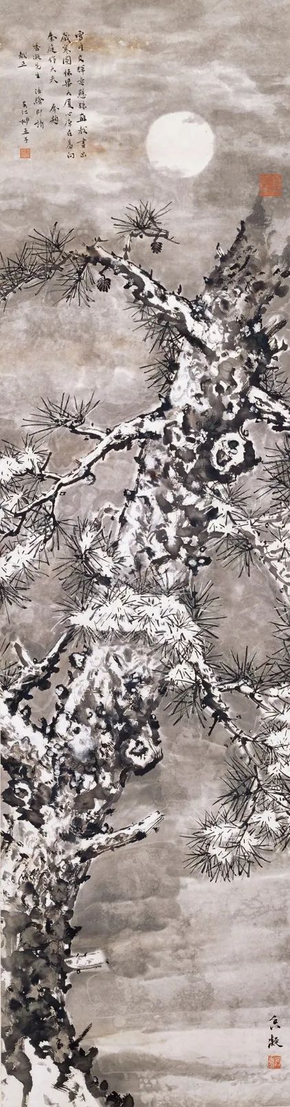 雪·月·松 何香凝 1920年代 147×39cm 水墨纸本 何香凝美术馆