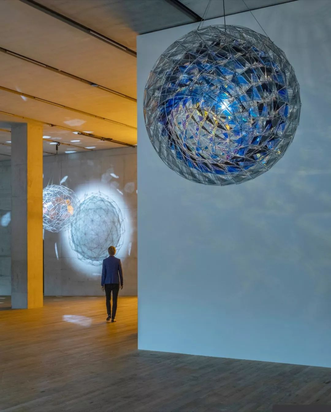 泰特现代美术馆，奥拉维尔·埃利亚松“现实生活”展览现场