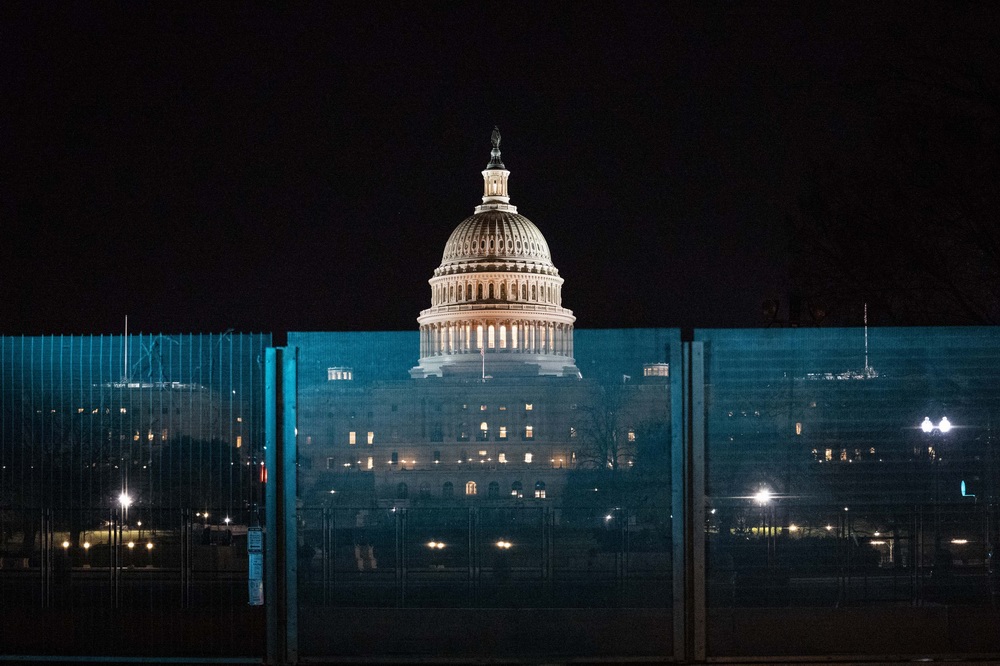 这是3月3日在美国华盛顿拍摄的国会大厦。  新华社 图