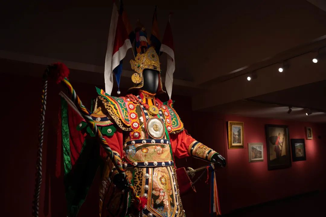 藏戏戏服 陈列于苏宁艺术馆