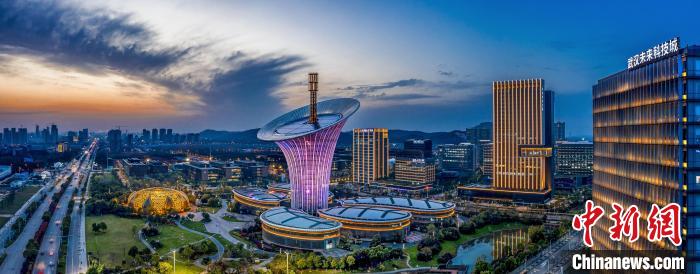 中国光谷迈向世界光谷：荒野之地崛起创新城