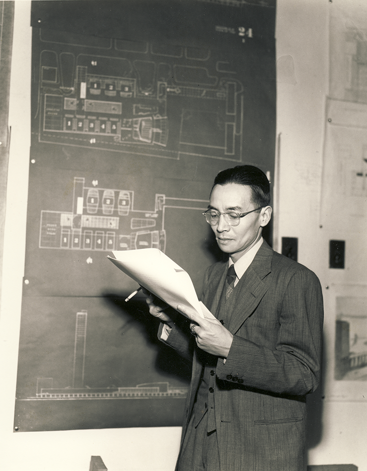 1947年梁思成担任纽约联合国大厦总部设计顾问
