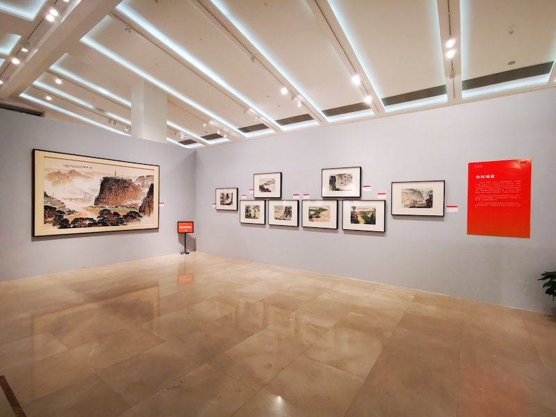 展厅现场,朵云轩木版水印《黄河组画》