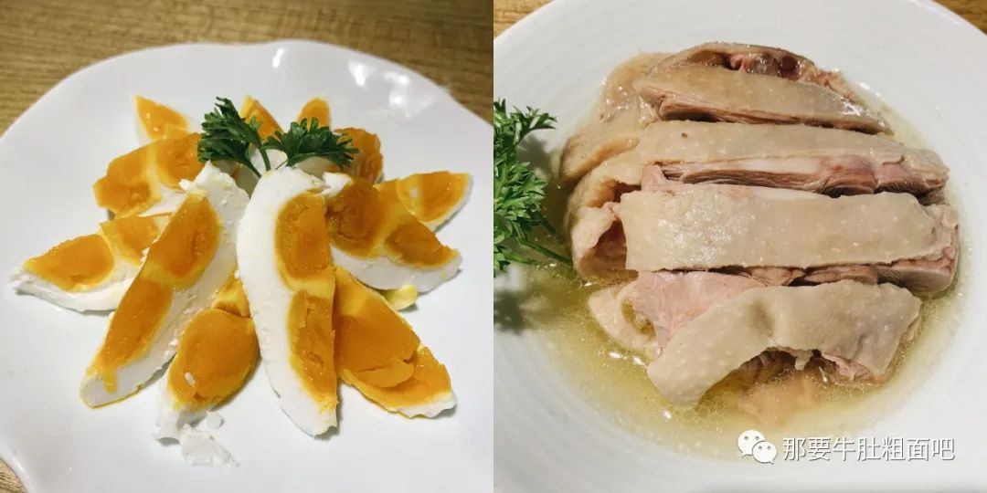▲ 左：双黄咸鸭蛋，右：盐水老鹅，咸鲜口，在扬州看到了很多卖黄珏（地名）老鹅的流动摊