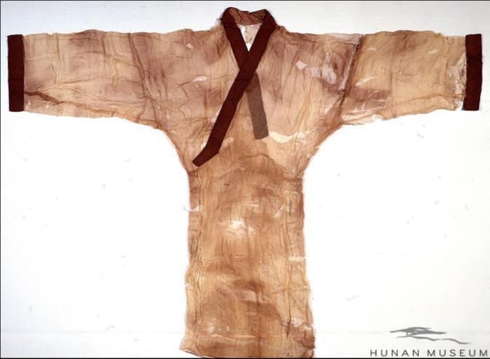 素纱襌衣(直裾)。图片来源：湖南省博物馆网站