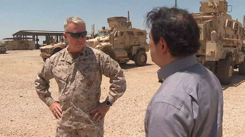 PHOTO: General Kenneth McKenzie visits Syria, May 21, 2021.