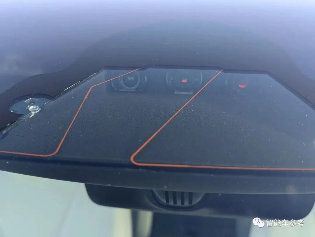 特斯拉最新HW4.0交付！不发布不宣传 直接上车Model X/S 还降价了