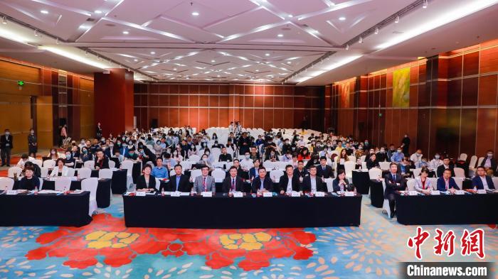 5月15日,2021中国远程医疗与互联网医学大会暨互联网医院高质量发展论坛在北京举行。 大会会务组供图 5月15日,2021中国远程医疗与互联网医学大会暨互联网医院高质量发展论坛在北京举行。 大会会务组供图